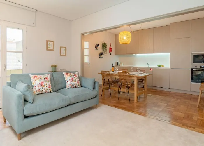 Blue Tile Hideaway By Portugal Active