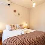 Blue Tile Hideaway By Portugal Active Porto