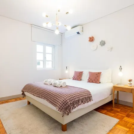 Blue Tile Hideaway By Portugal Active Apartment Porto