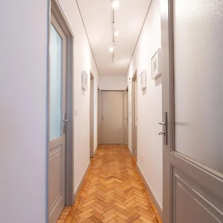 Blue Tile Hideaway By Portugal Active Apartment Porto