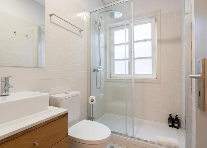 Blue Tile Hideaway By Portugal Active Apartment *