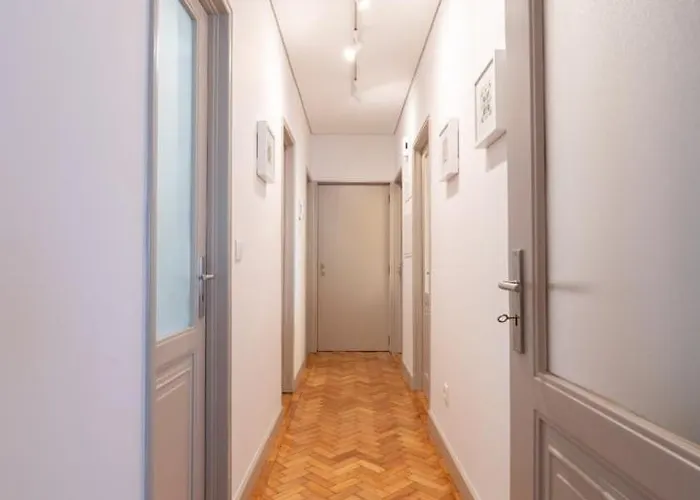 Blue Tile Hideaway By Portugal Active Porto