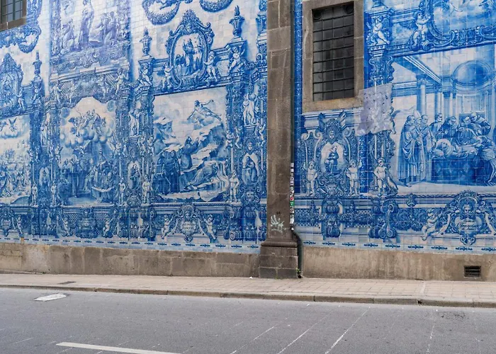 Blue Tile Hideaway By Portugal Active