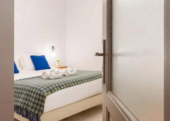 Blue Tile Hideaway By Portugal Active Lägenhet