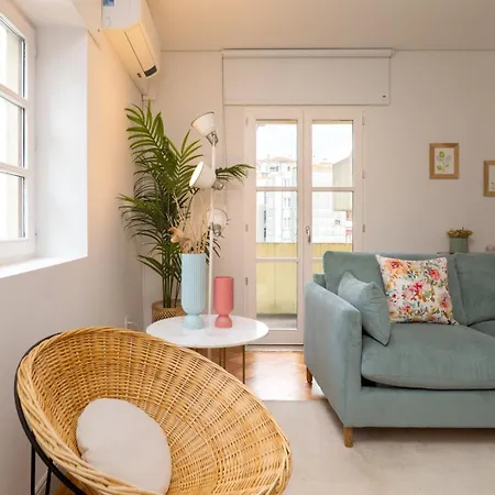 Blue Tile Hideaway By Portugal Active *